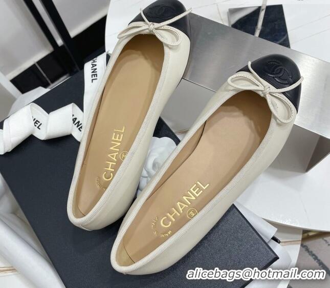 Pretty Style Chanel Classic Calfskin Flat Ballerinas Cream White/Black 724019