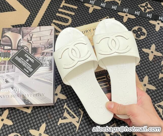 Discount Fashion Chanel Calfskin Flat Slide Sandals with Maxi CC All White 801116