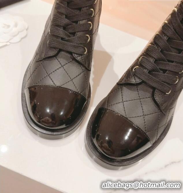 Good Looking Chanel Quilted Lambskin & Patent Calfskin Ankle Combat Boots G45005 Black 802001