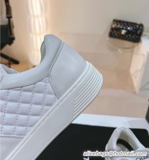 Best Grade Chanel Quilted Calfskin Low Top Sneakers White 802015