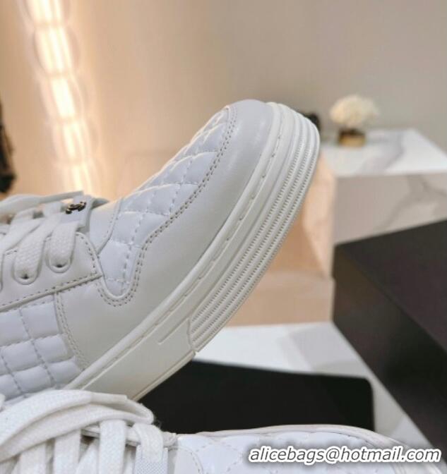 Best Grade Chanel Quilted Calfskin Low Top Sneakers White 802015