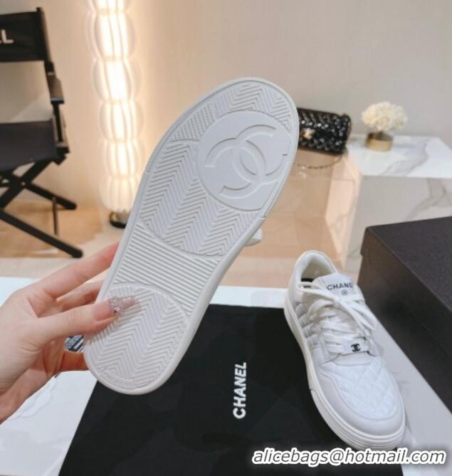 Best Grade Chanel Quilted Calfskin Low Top Sneakers White 802015