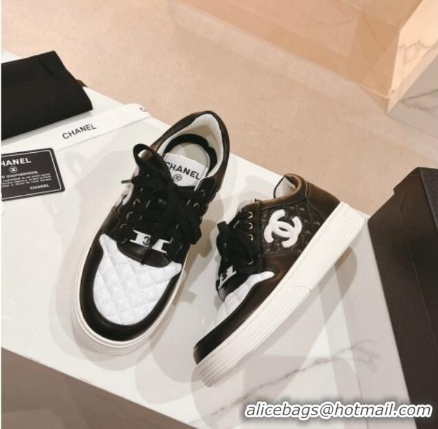 Top Grade Chanel Quilted Calfskin Low Top Sneakers White/Black 802016