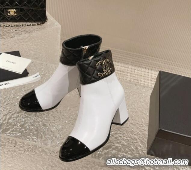 Shop Duplicate Chanel Quilted Lambskin & Calfskin Ankle Boots 7cm White/Black 802034