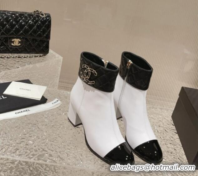 Shop Duplicate Chanel Quilted Lambskin & Calfskin Ankle Boots 7cm White/Black 802034