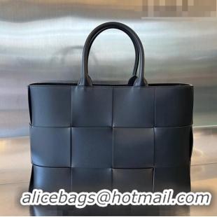 Most Popular Bottega Veneta Medium Arco Tote Bag in Intrecciato Leather 729244 Black 2023