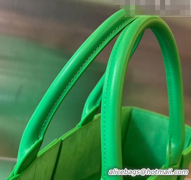 Famous Brand Bottega Veneta Medium Arco Tote Bag in Intrecciato Leather 729244 Parakeet Green 2023