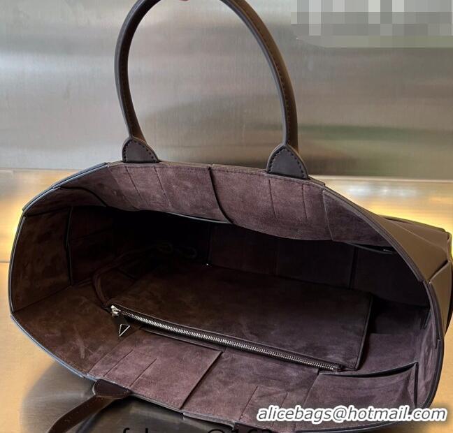 Pretty Style Bottega Veneta Medium Arco Tote Bag in Intrecciato Leather 729244 Chocolate Brown 2023