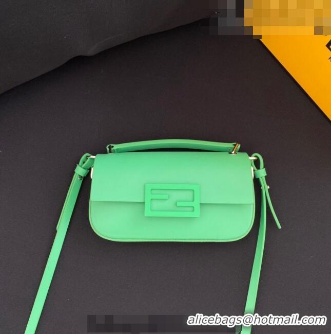 Buy Fashionable Fendi Baguette Bag Phone in Calf Leather 37390 Green 2023