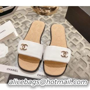 Durable Chanel Lambskin Flat Slide Sandals White 805046