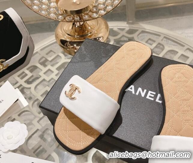 Durable Chanel Lambskin Flat Slide Sandals White 805046