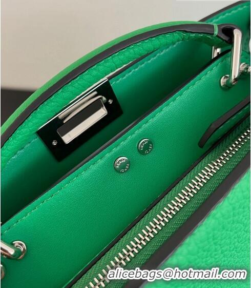 Hot Sell Fendi Peekaboo ISeeU XCross Bag in Grained Leather F6120 Green 2023