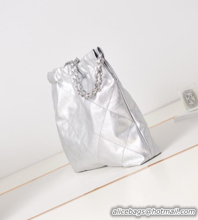 Promotional CHANEL 22 HANDBAG AS3261 white