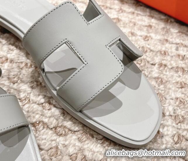 Sumptuous Hermes Classic Oran Calfskin Flat Slide Sandals Pale Grey 530029