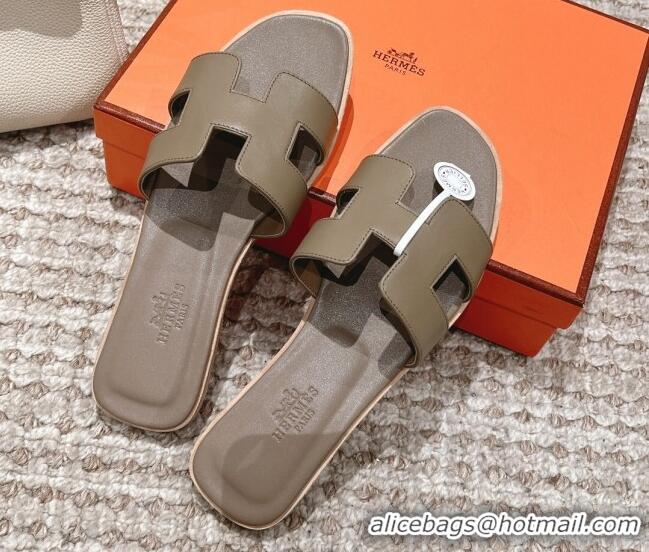 Stylish Hermes Classic Oran Calfskin Flat Slide Sandals Grey 530037