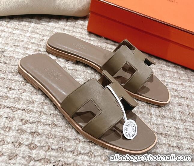 Stylish Hermes Classic Oran Calfskin Flat Slide Sandals Grey 530037