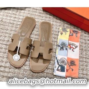 Top Grade Hermes Classic Oran Flat Slide Sandals in Grained Leather Grey 530041