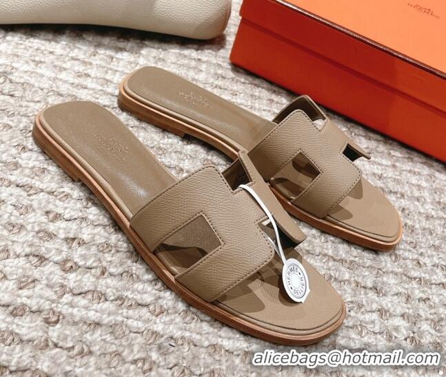 Top Grade Hermes Classic Oran Flat Slide Sandals in Grained Leather Grey 530041