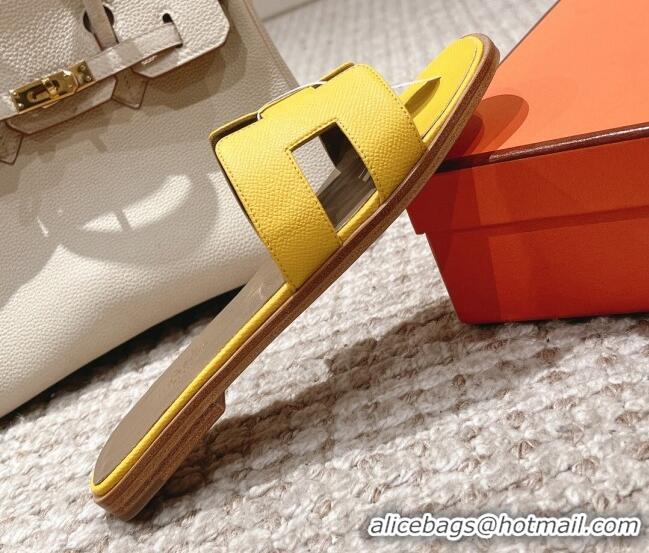 Trendy Design Hermes Classic Oran Flat Slide Sandals in Grained Leather Yellow 530048