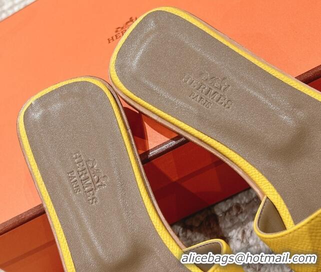 Trendy Design Hermes Classic Oran Flat Slide Sandals in Grained Leather Yellow 530048