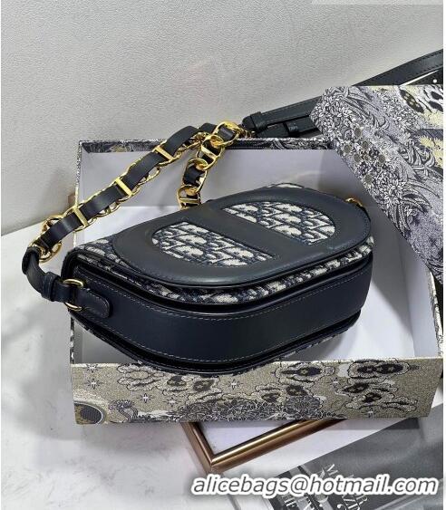 New Design Dior CD Signature bag with Chain Strap in CD-Embossed Oblique Canvas CD2024 2023