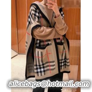 Luxurious Discount Burberry Check Wool Cashmere Blend Hooded Cape B8808 2023