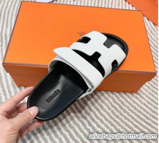 Discount Hermes Chypre Flat Sandals in Smooth Leather White/Black 0531020