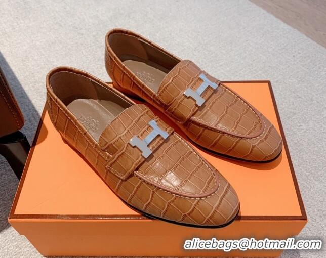 Stylish Hermes Paris Embossed Leather Loafers Beige 711096