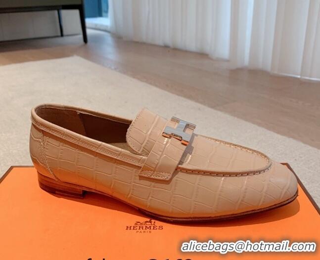 Stylish Hermes Paris Embossed Leather Loafers Beige 711096