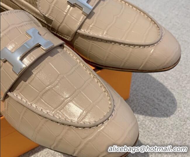 Stylish Hermes Paris Embossed Leather Loafers Beige 711096