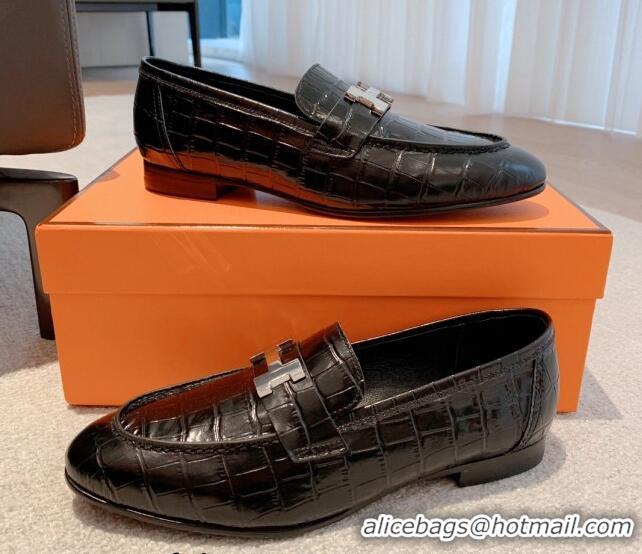 Sophisticated Hermes Paris Embossed Leather Loafers Black 711099