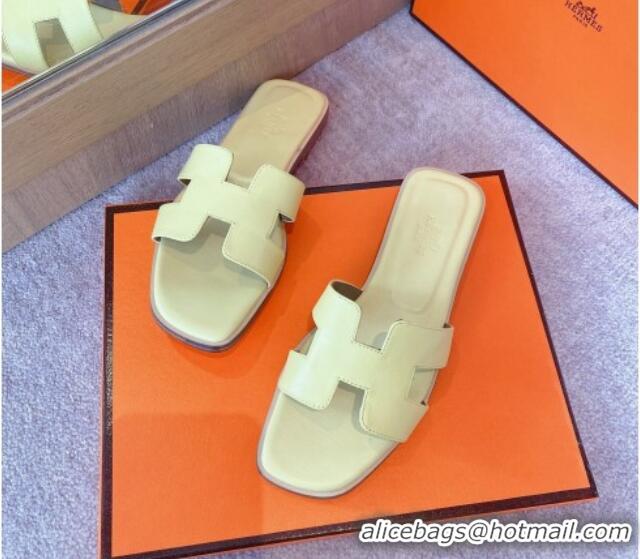 1:1 aaaaa Hermes Classic Oran Flat Slide Sandals in Calf Leather Light Yellow 711105