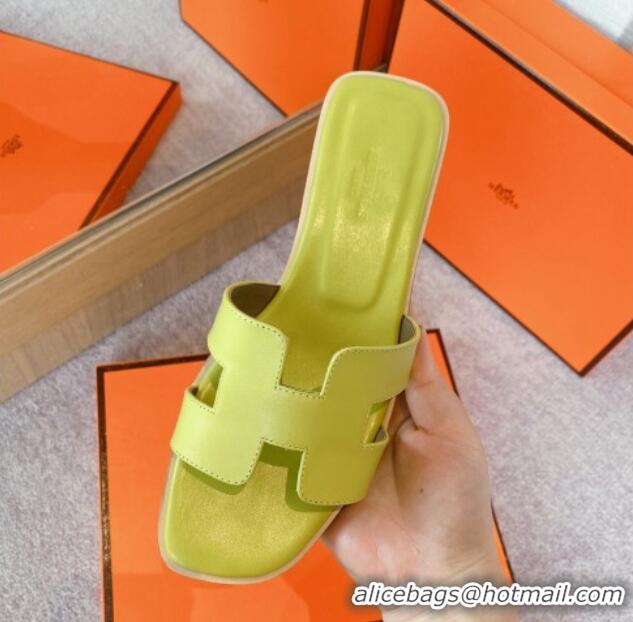 1:1 Hermes Classic Oran Flat Slide Sandals in Calf Leather Neon Green 711106