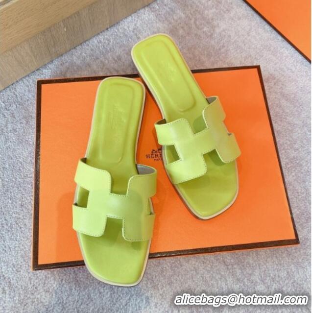 1:1 Hermes Classic Oran Flat Slide Sandals in Calf Leather Neon Green 711106