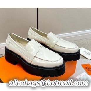 Luxury Cheap Hermes Hitch Loafers in Glazed Calfskin 6cm White/Black 724131