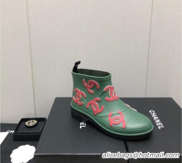 Unique Style Chanel CC Printed Rubber Rain Boots Green/Red 728052