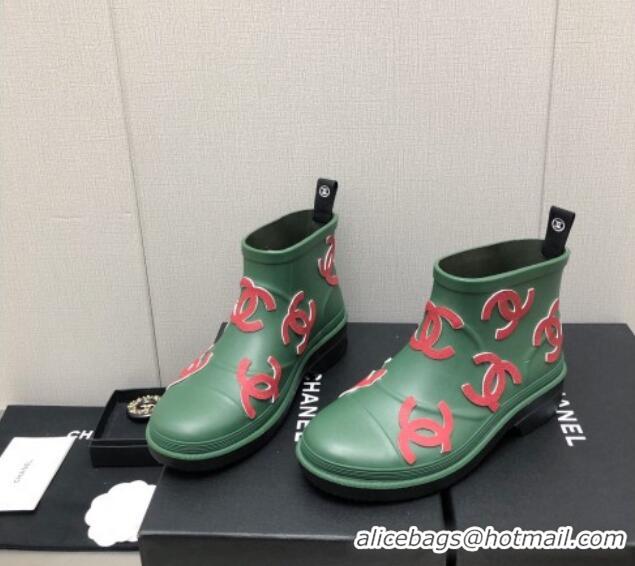 Unique Style Chanel CC Printed Rubber Rain Boots Green/Red 728052