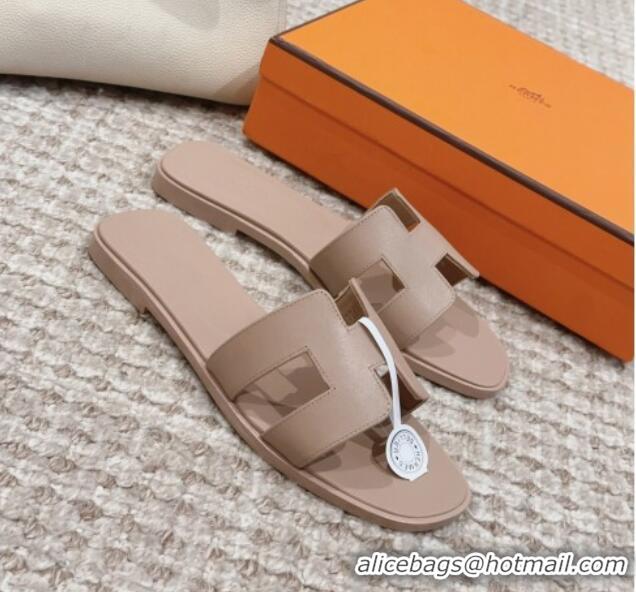 Stylish Hermes Classic Oran Flat Slide Sandals in Swift Calfskin Grey 814050