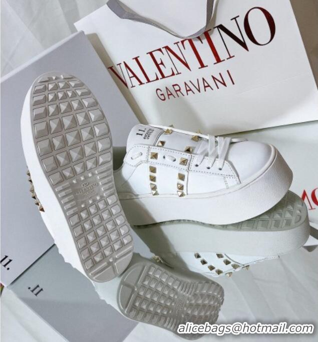 Fashion Luxury Valentino Flatform Rockstud Untitled Sneakers in Calfskin White/Gold 0427007