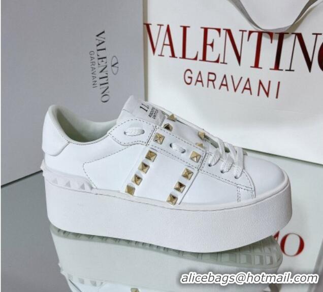 Fashion Luxury Valentino Flatform Rockstud Untitled Sneakers in Calfskin White/Gold 0427007