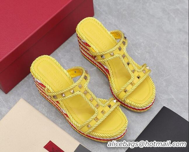 Top Design Valentino Rockstud Wedge Slide Sandals 9.5cm in Calfskin Yellow 626006