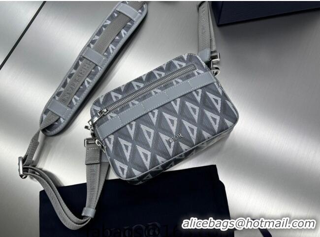 Famous Brand Dior Men's Safari Messenger Bag with Strap in CD Diamond Canvas CD4061 Grey 2023