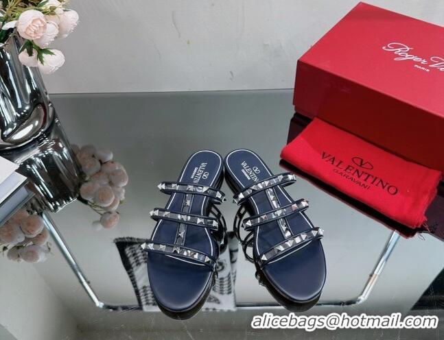 Luxury Discount Valentino Rockstud Flat Slide Sandals in Leather and Clear PVC Dark Blue 725042