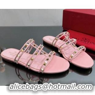 Pretty Style Valentino Rockstud Flat Slide Sandals in Leather and Clear PVC Light Pink 725043