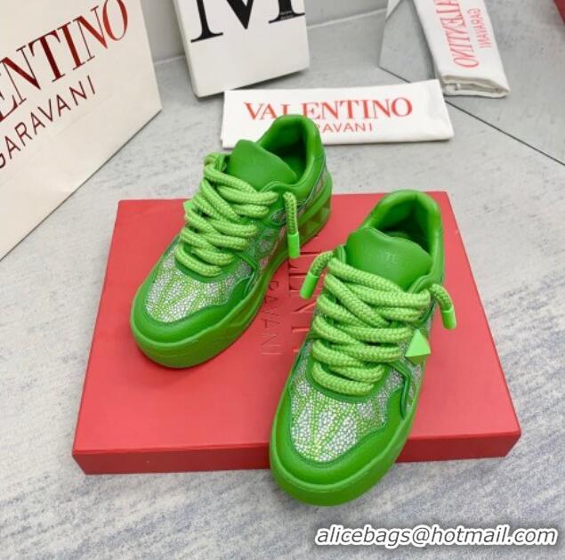 Top Design Valentino ONE STUD XL Sneakers with Toile Iconographe Crystals Green 804117