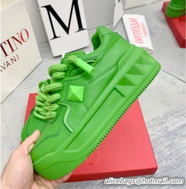 Good Product Valentino ONE STUD XL Sneakers in Nappa Leather Green 0804118