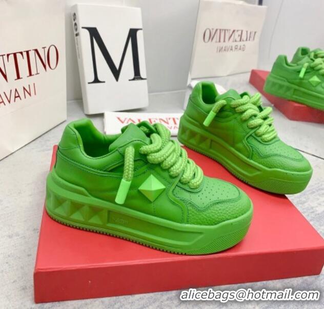 Good Product Valentino ONE STUD XL Sneakers in Nappa Leather Green 0804118