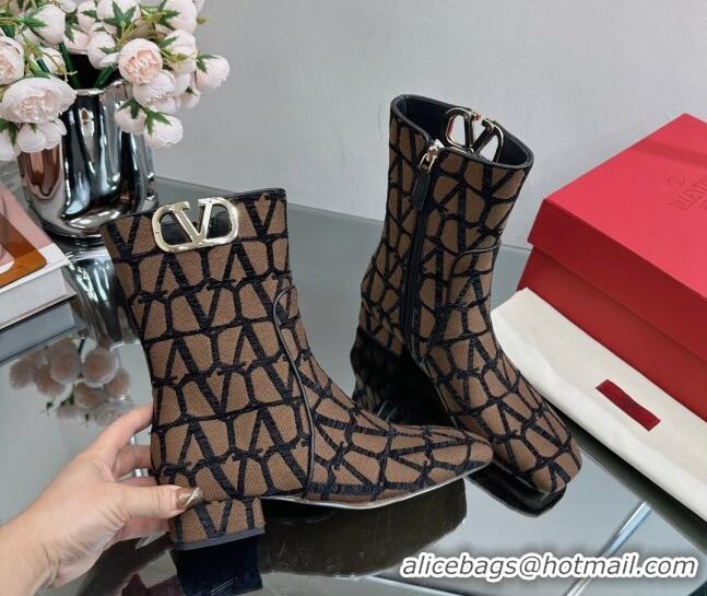 Fashion Luxury Valentino VLogo Type Heel Ankle Boots 3cm in Toile Iconographe Fabric Brown 814119