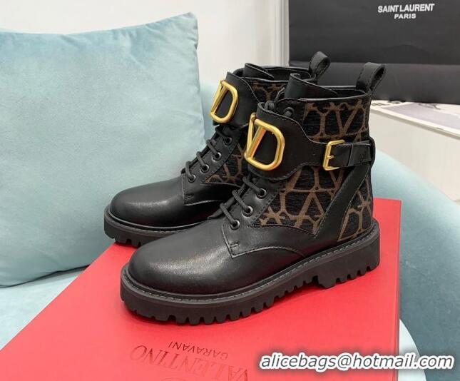 Pretty Style Valentino VLogo Signature Combat Ankle Boots in Calfskin and Toile Iconographe Fabric VLTN08284 Black/Beige