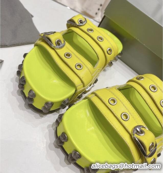 Good Quality Balenciaga Cagole Flat Slide Sandals in Crinkle Shiny Leather Neon Green 524022